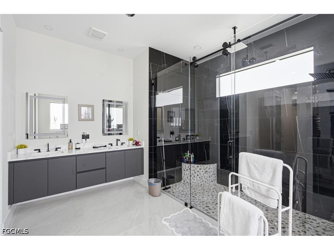 423 SW 19th Avenue Cape Coral FL 33991 2026015692 image23