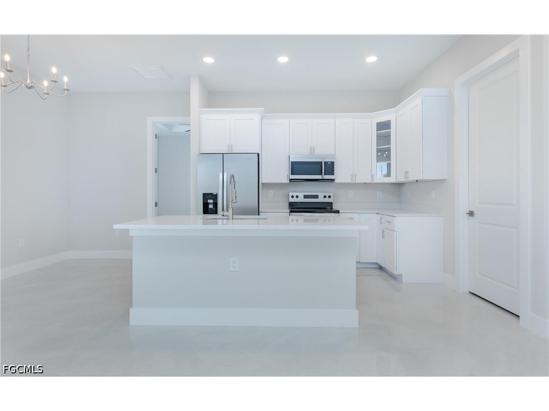 423 Yolanda Street Lehigh Acres FL 33972 2026019655 image10
