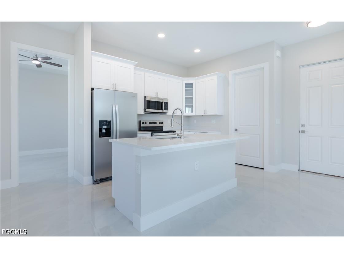 423 Yolanda Street Lehigh Acres FL 33972 2026019655 image9