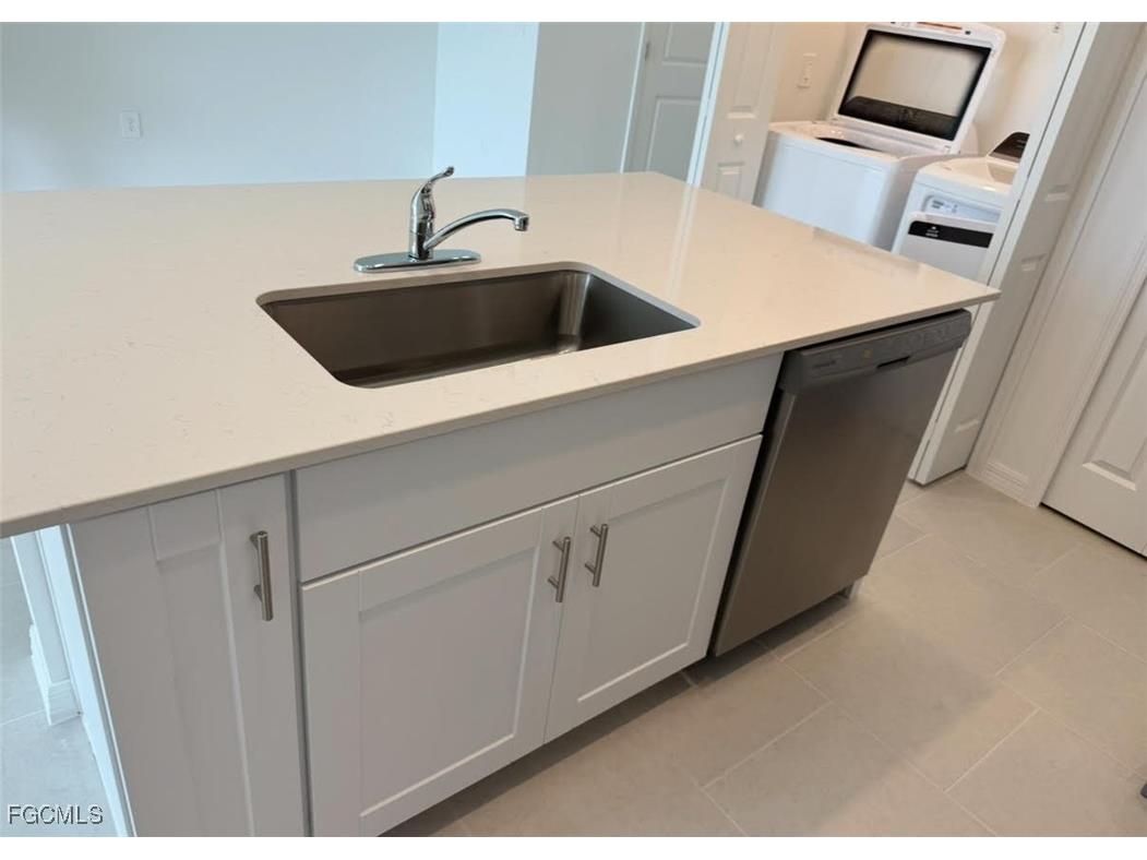 4230 Caterina Court Fort Myers FL 33917 2025006185 image3