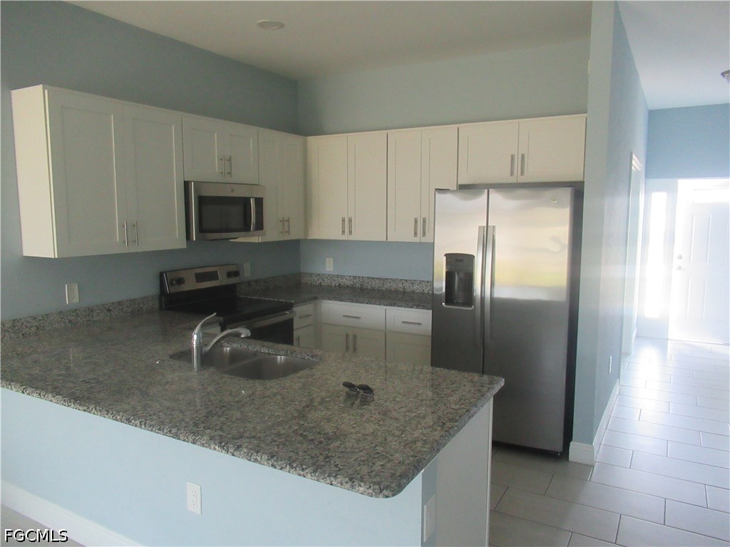 4230 NW 32nd Terrace Cape Coral FL 33993 2026024663 image6