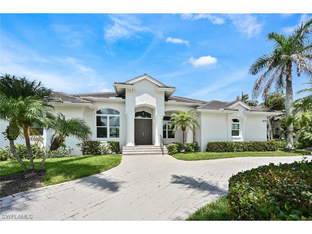 4231 Crayton Road Naples FL 34103 223042728 image1