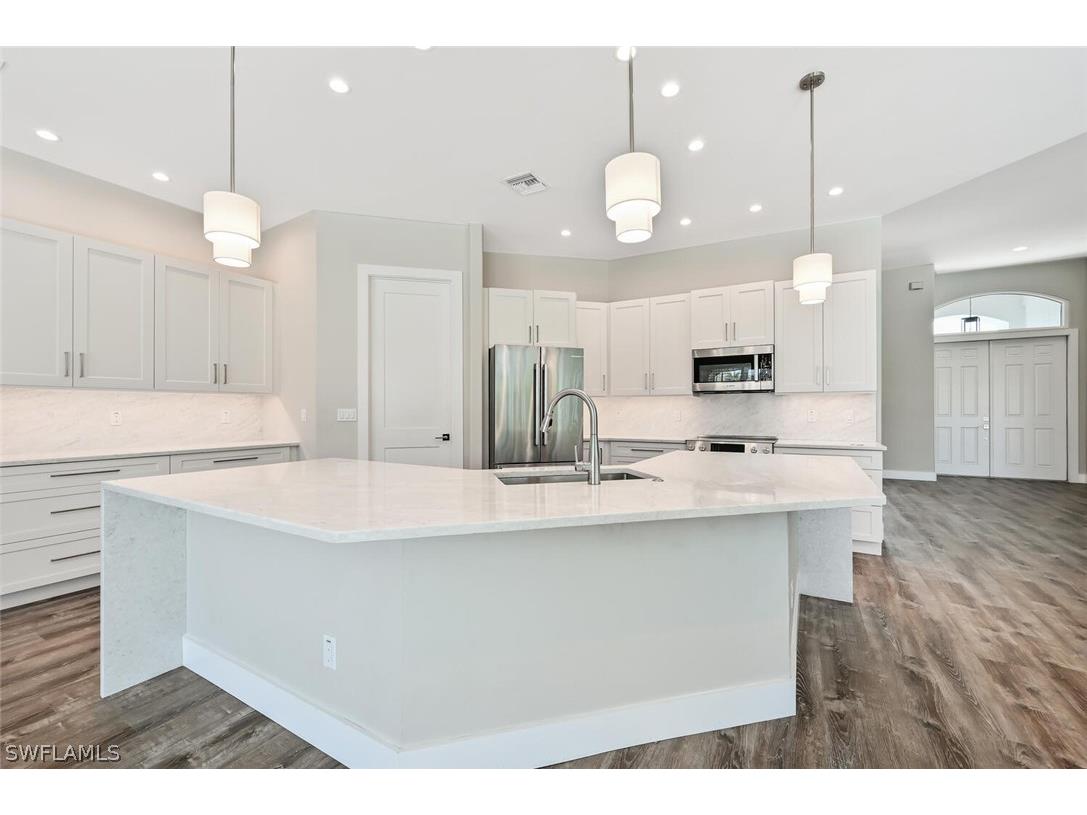 4231 Crayton Road Naples FL 34103 226010544 image11