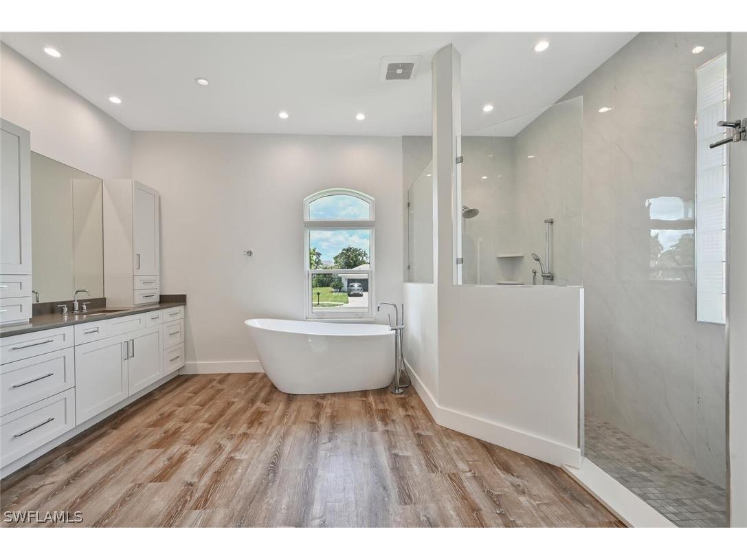 4231 Crayton Road Naples FL 34103 226010544 image26