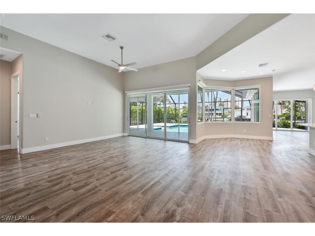 4231 Crayton Road Naples FL 34103 226010544 image3