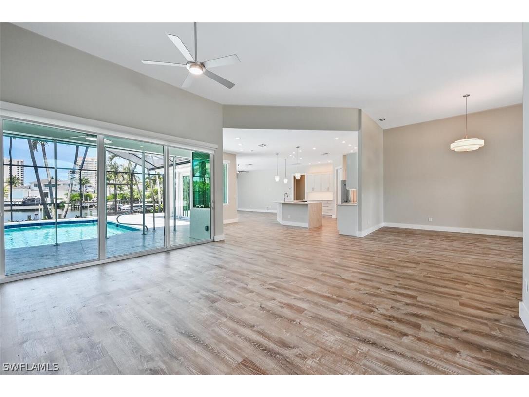 4231 Crayton Road Naples FL 34103 226010544 image4