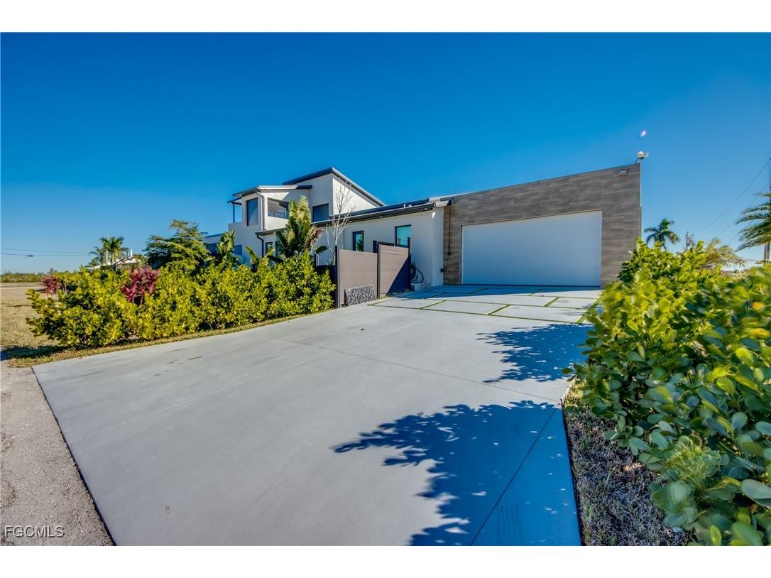 4231 NW 12th Lane Cape Coral FL 33993 2026001624 image3
