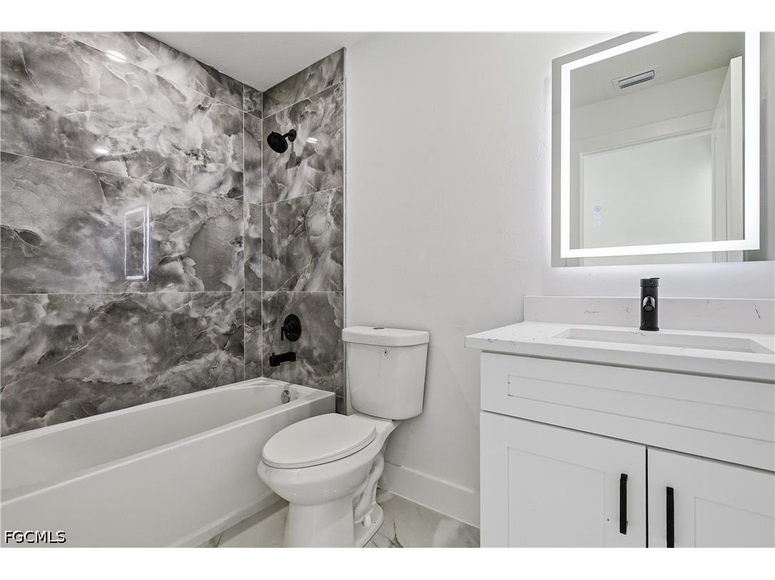4231 NW 32nd Lane Cape Coral FL 33993 2026014511 image21