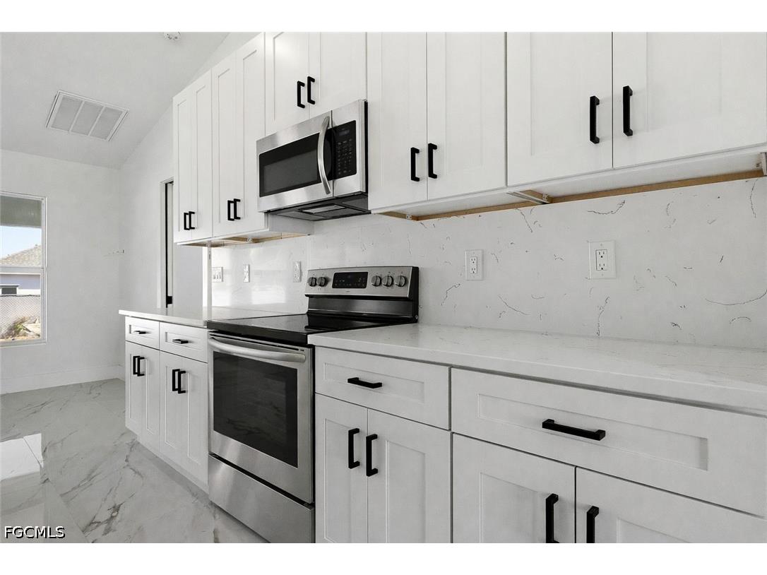 4231 NW 32nd Lane Cape Coral FL 33993 2026014511 image6