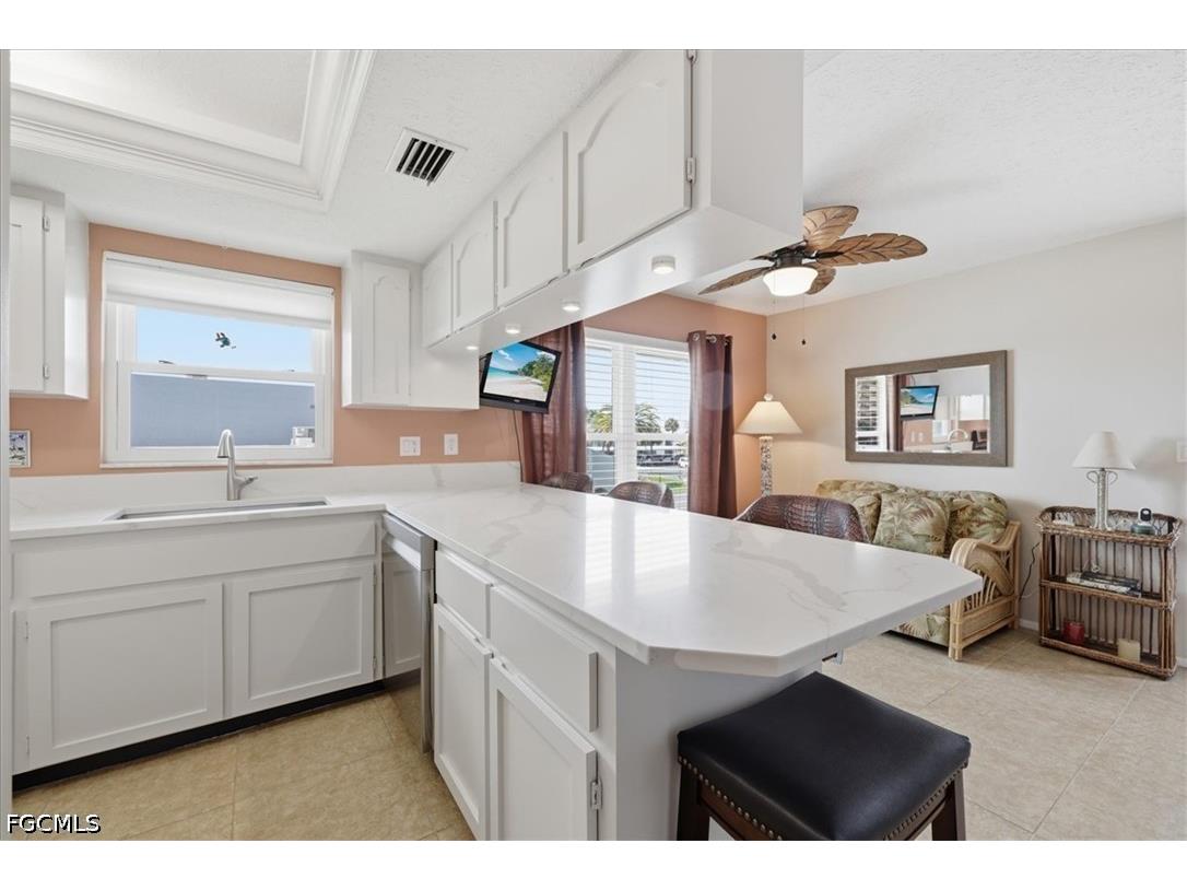 4231 SE 19th Place #2J Cape Coral FL 33904 2026014205 image12