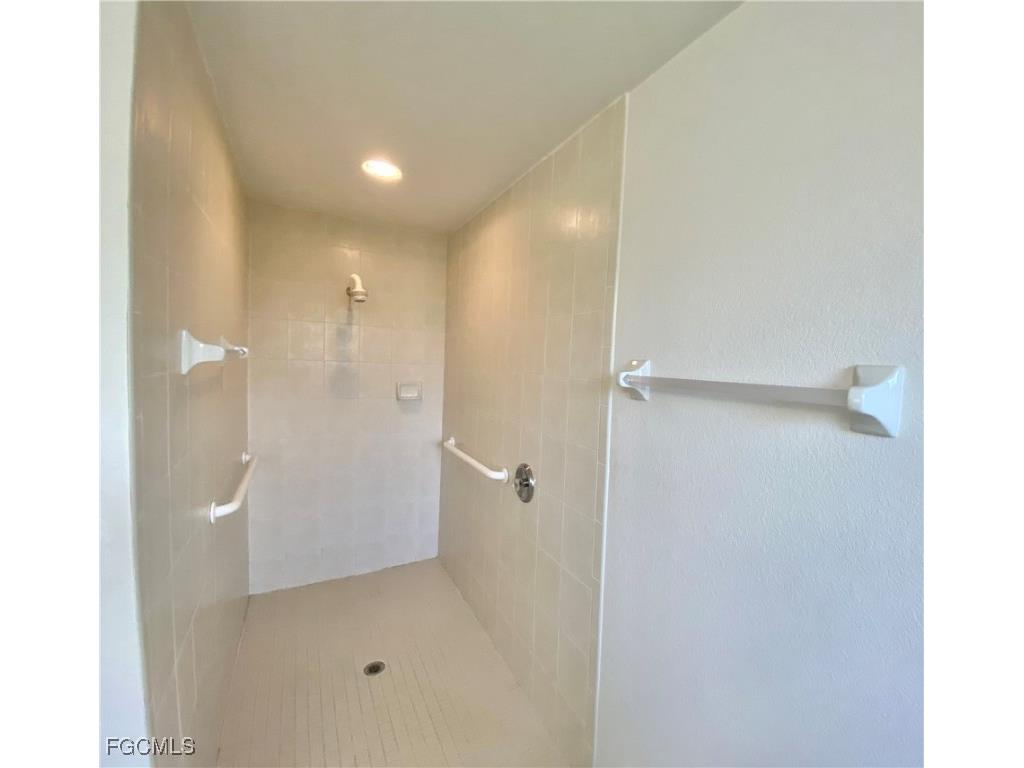 4231 SW 20th Avenue Cape Coral FL 33914 2025012567 image12