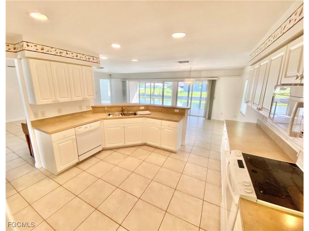 4231 SW 20th Avenue Cape Coral FL 33914 2025012567 image6