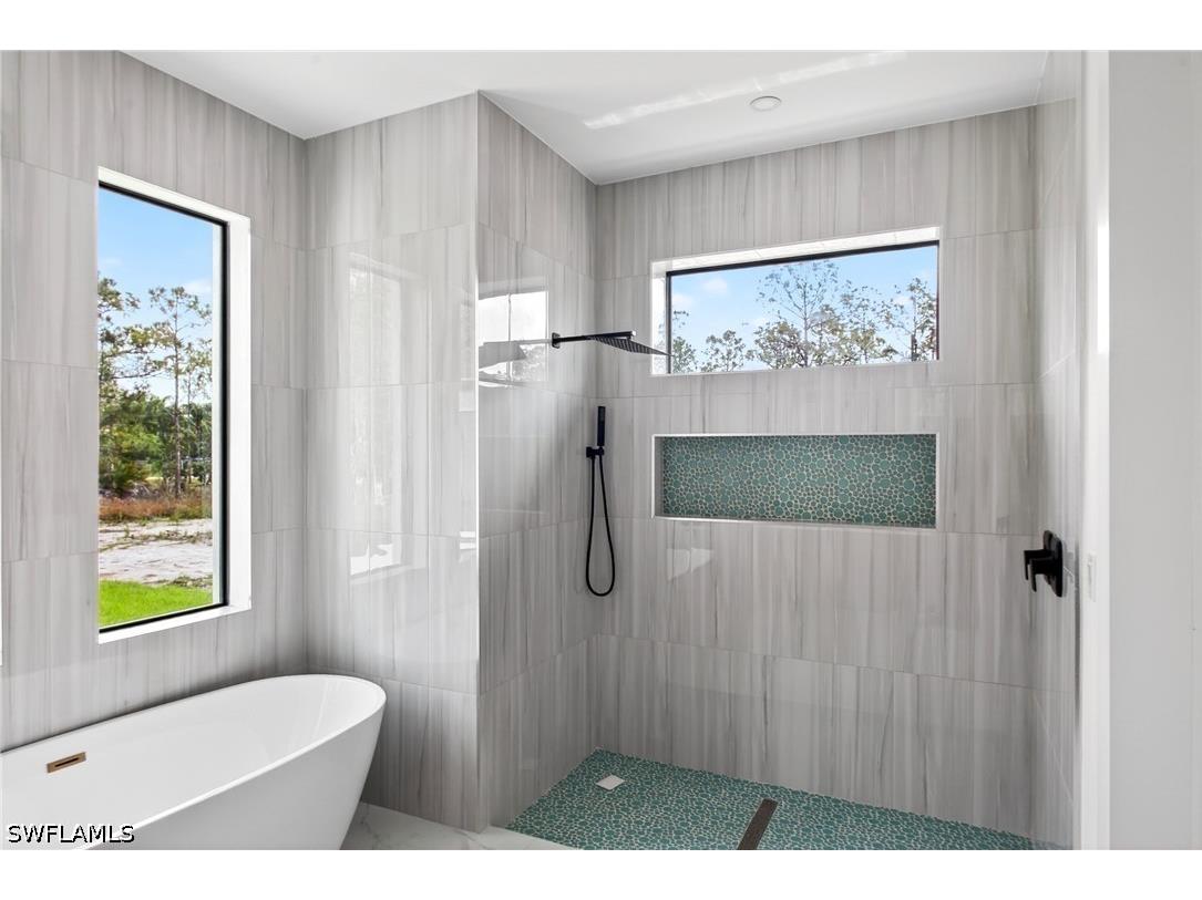 4232 31st Avenue NE Naples FL 34120 226018315 image10