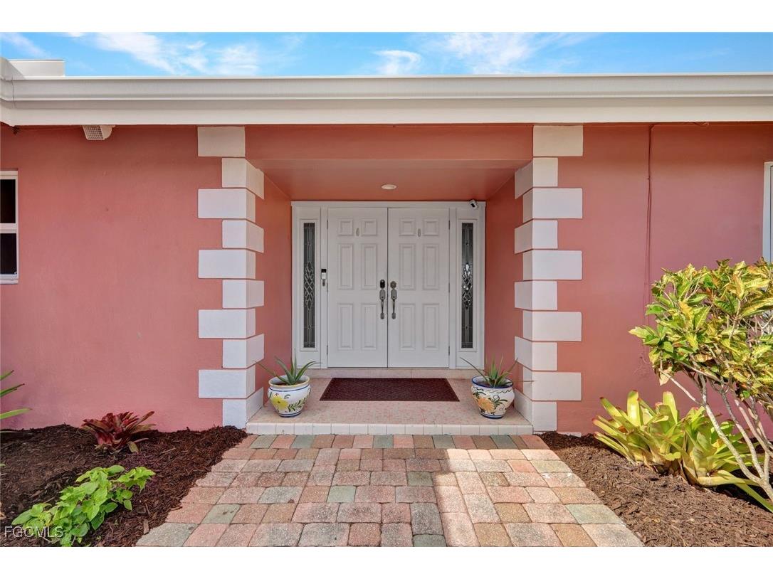 4232 SE 8th Place Cape Coral FL 33904 2025018892 image10