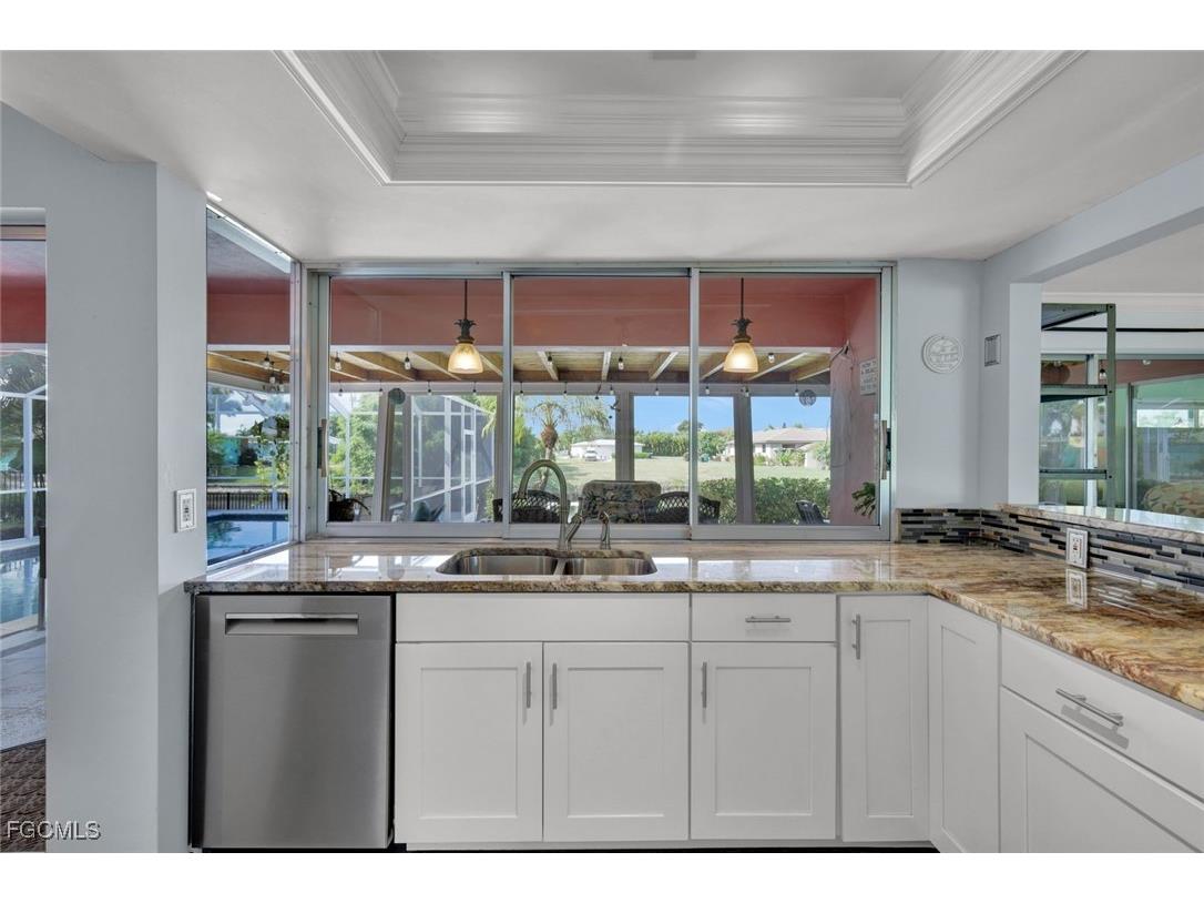 4232 SE 8th Place Cape Coral FL 33904 2025018892 image17