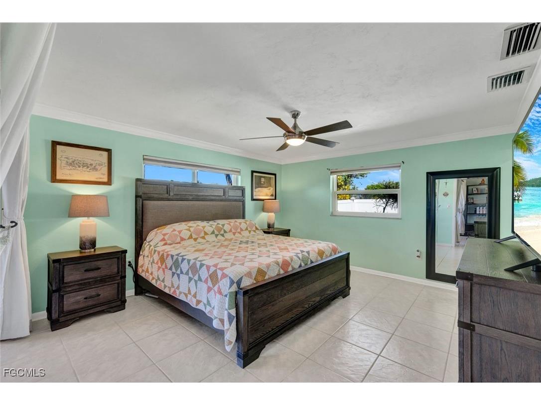 4232 SE 8th Place Cape Coral FL 33904 2025018892 image22