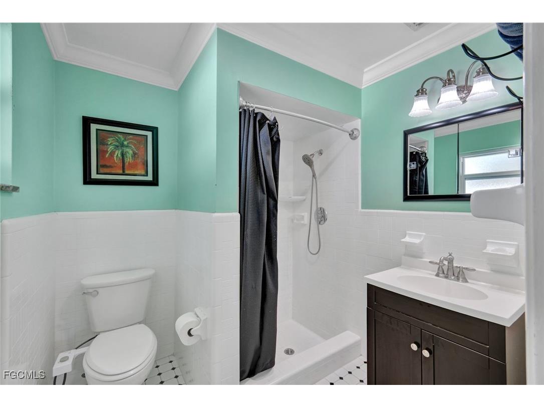 4232 SE 8th Place Cape Coral FL 33904 2025018892 image24