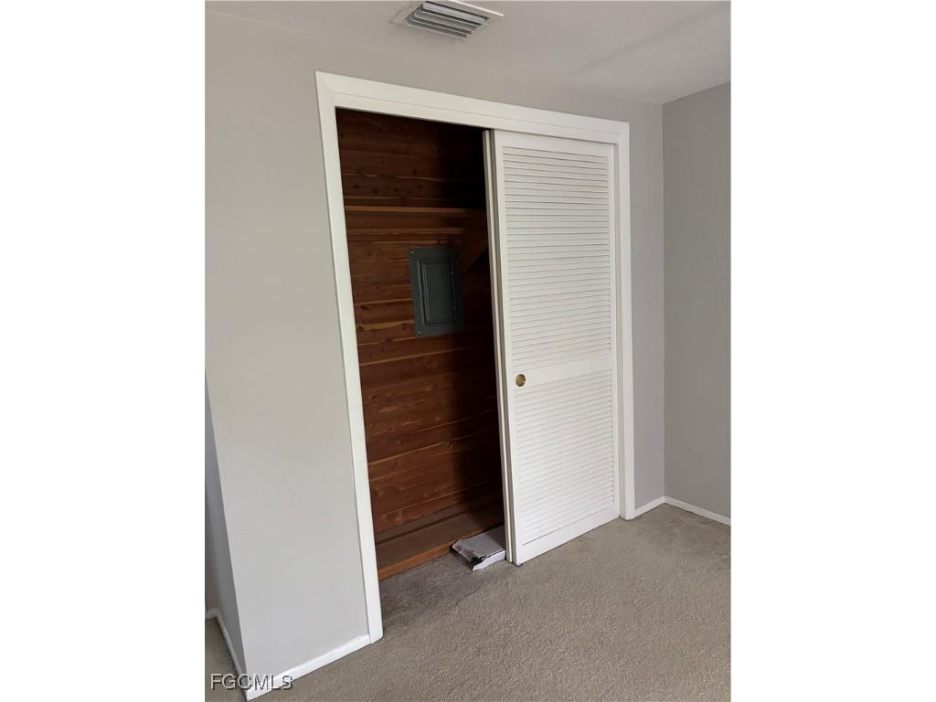4232 Tamargo Drive New Port Richey FL 34652 2026003740 image11