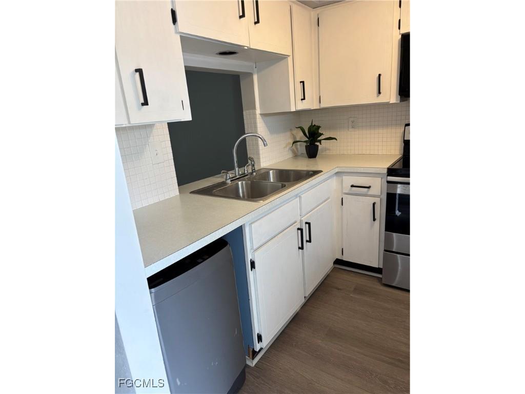 4232 Tamargo Drive New Port Richey FL 34652 2026003740 image2