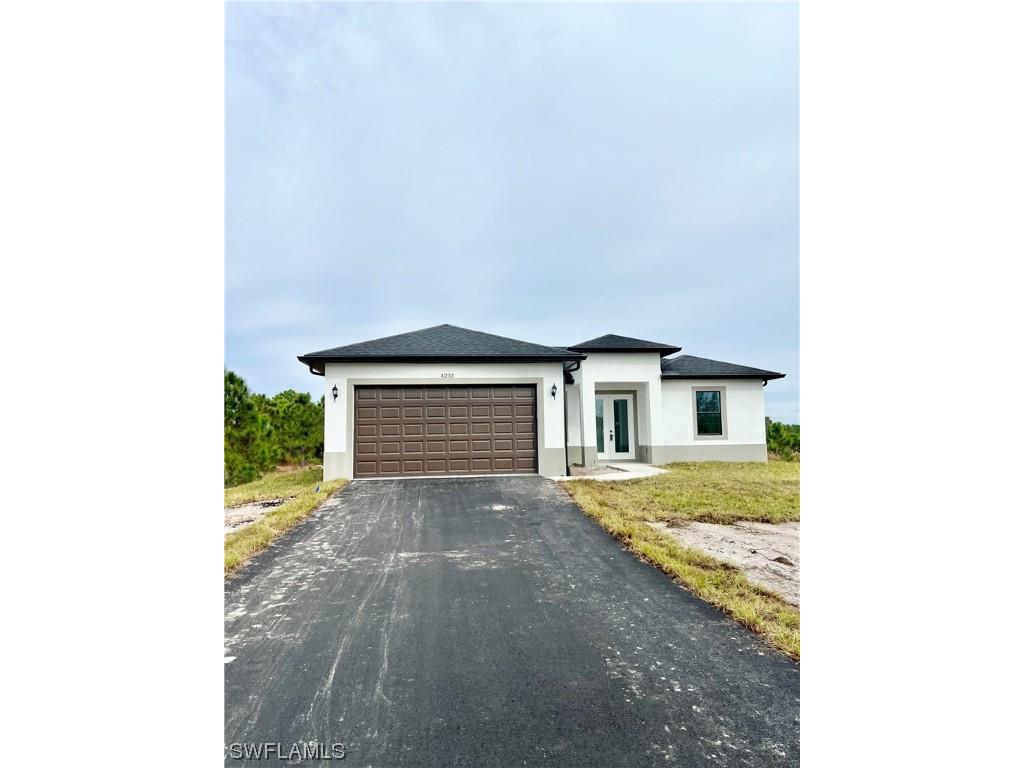 4233 68th Avenue NE Naples FL 34120 223093367 image1