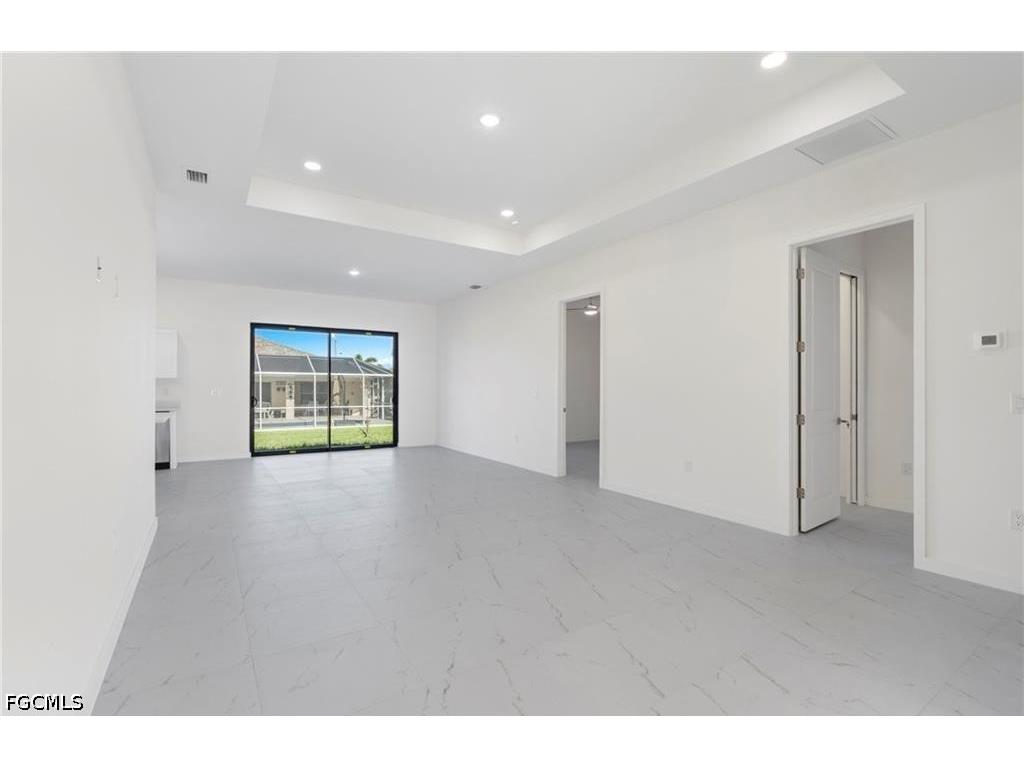 4233 Jacaranda Parkway W Cape Coral FL 33993 2026021825 image6