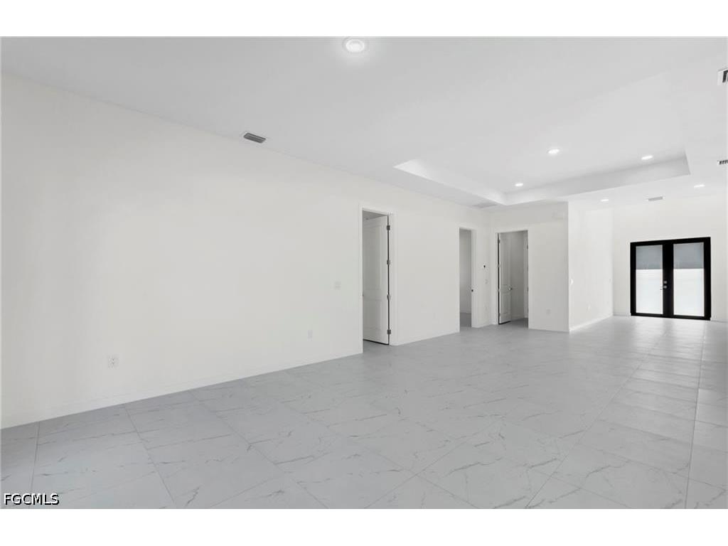 4233 Jacaranda Parkway W Cape Coral FL 33993 2026021825 image9