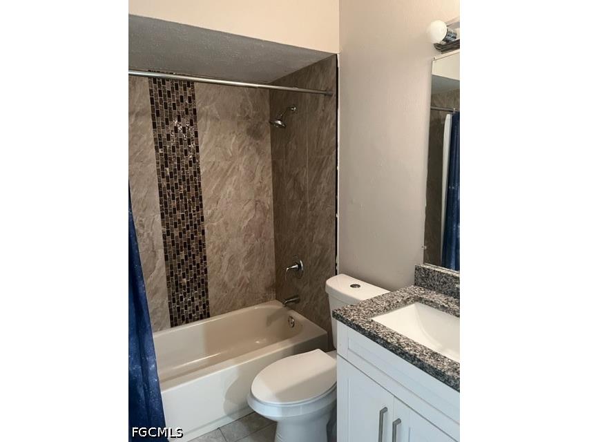 4234 Pine Drop Lane North Fort Myers FL 33917 2026025559 image17