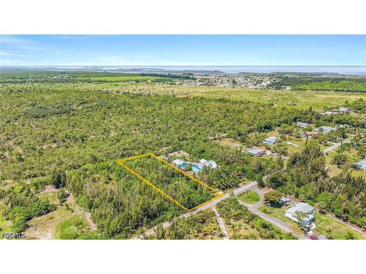 4235 Berkshire Road Saint James City FL 33956 2026025900 image11