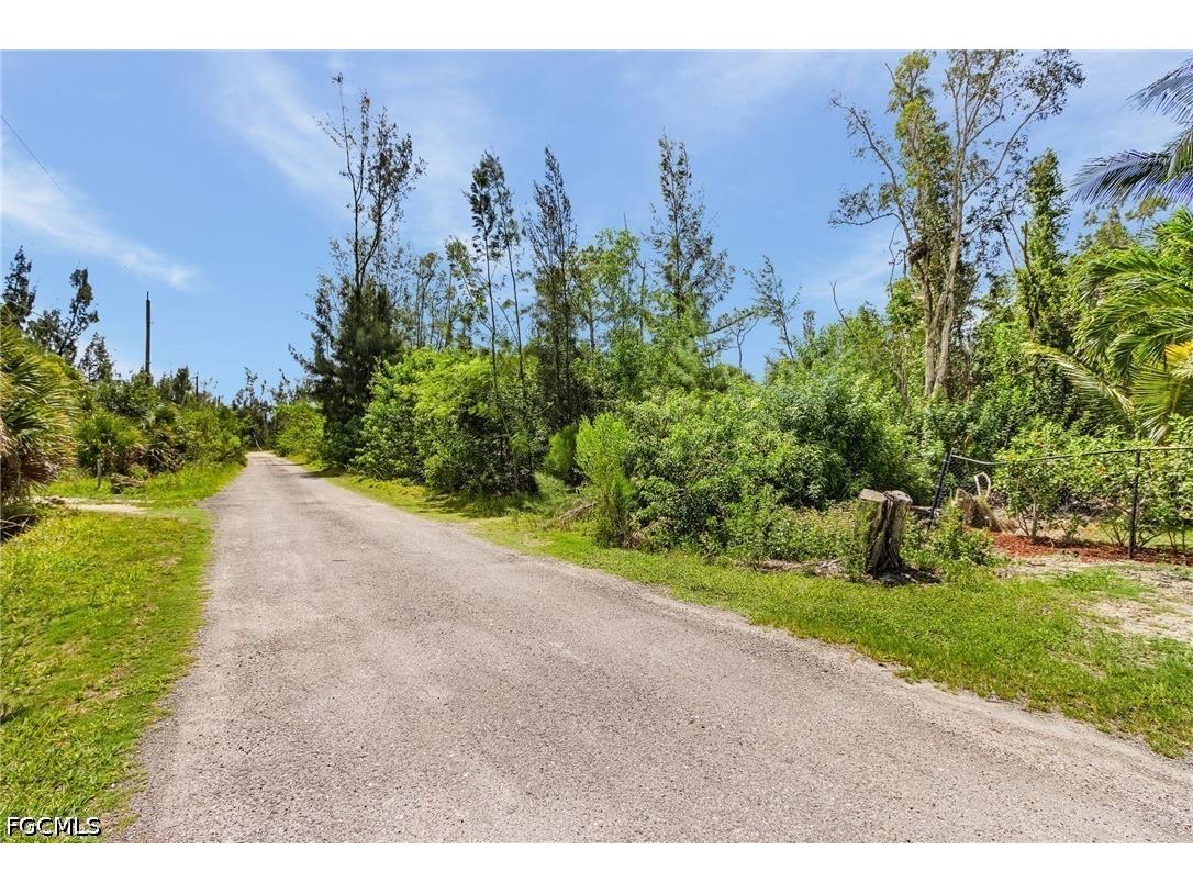 4235 Berkshire Road Saint James City FL 33956 2026025900 image8