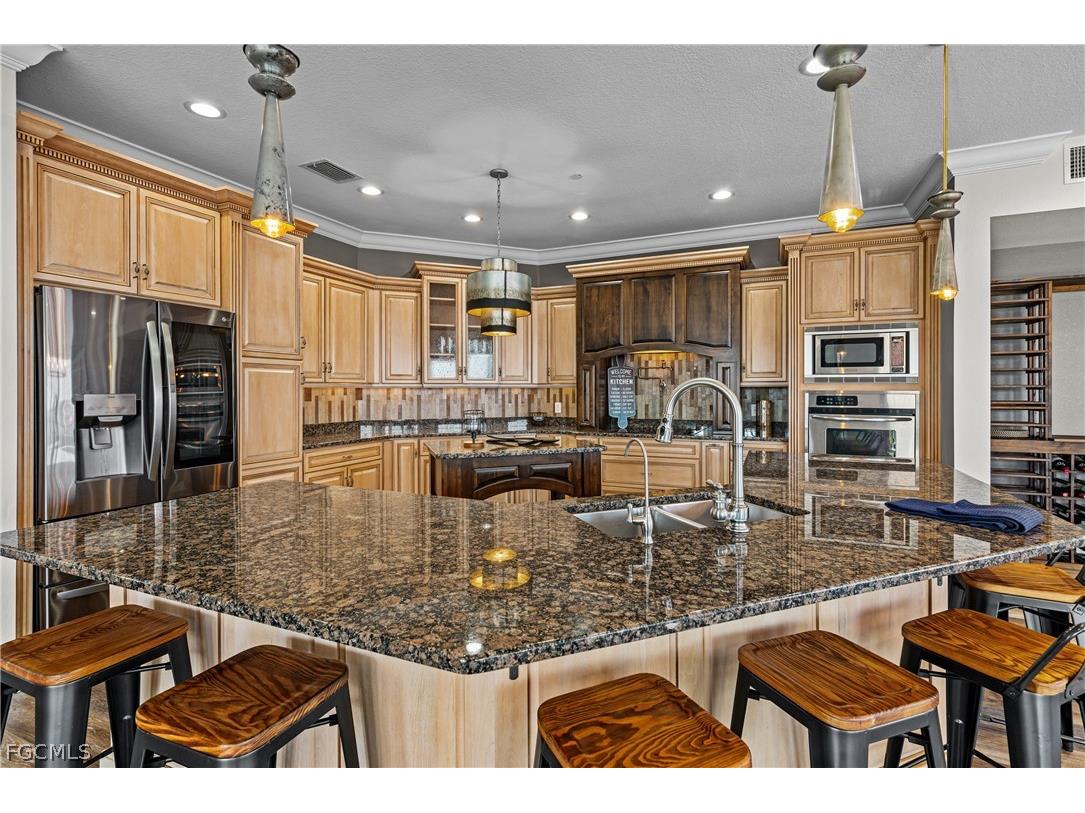 4235 SE 20th Place #A405 Cape Coral FL 33904 2026007392 image3