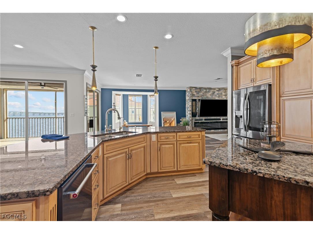 4235 SE 20th Place #A405 Cape Coral FL 33904 2026007392 image5