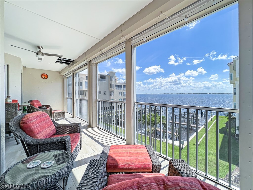 4235 SE 20th Place #C305 Cape Coral FL 33904 223027397 image1