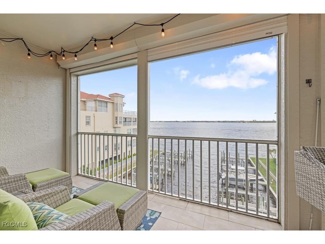 4235 SE 20th Place #C404 Cape Coral FL 33904 2026001853 image1