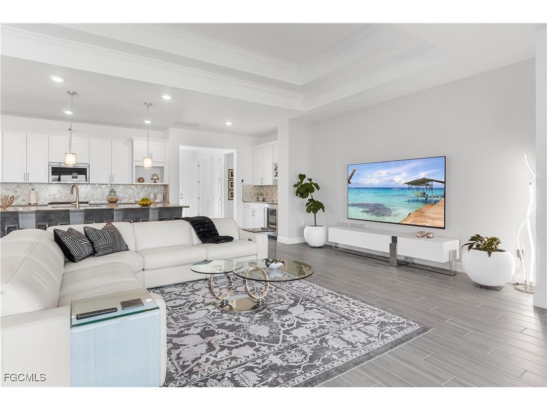 42363 Edgewater Drive Punta Gorda FL 33982 2025023691 image11