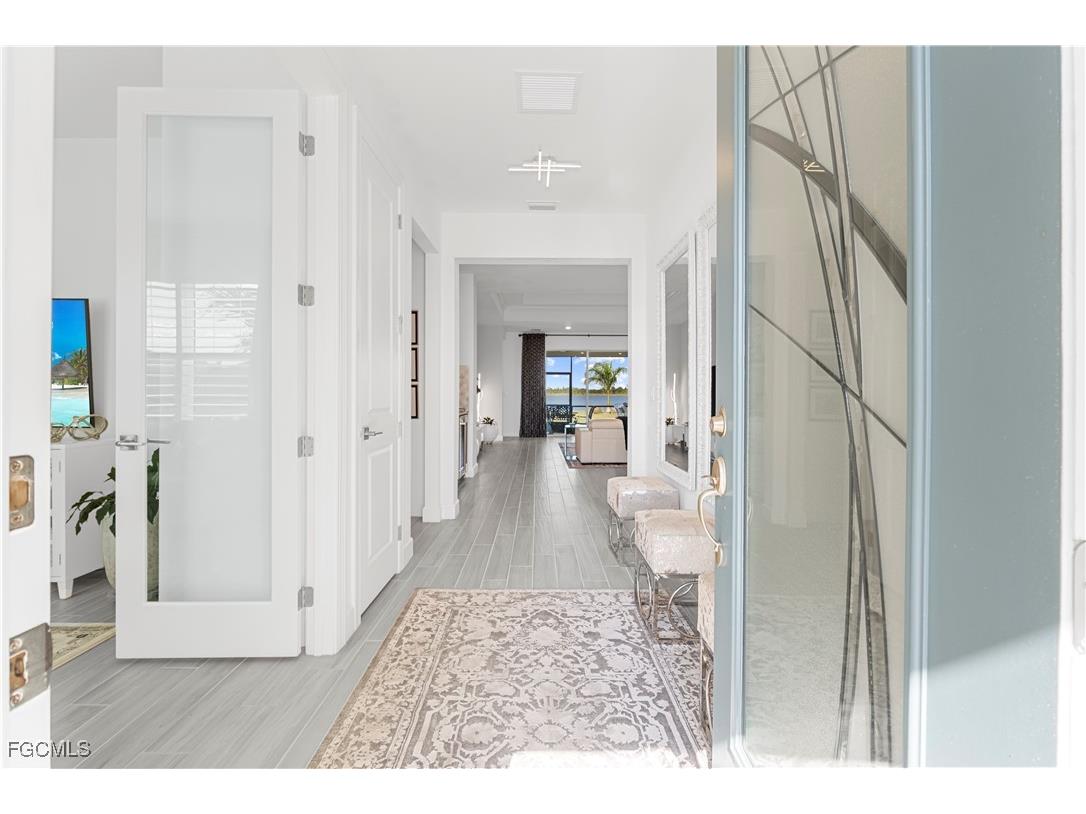 42363 Edgewater Drive Punta Gorda FL 33982 2025023691 image12