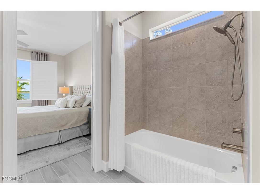 42363 Edgewater Drive Punta Gorda FL 33982 2025023691 image23