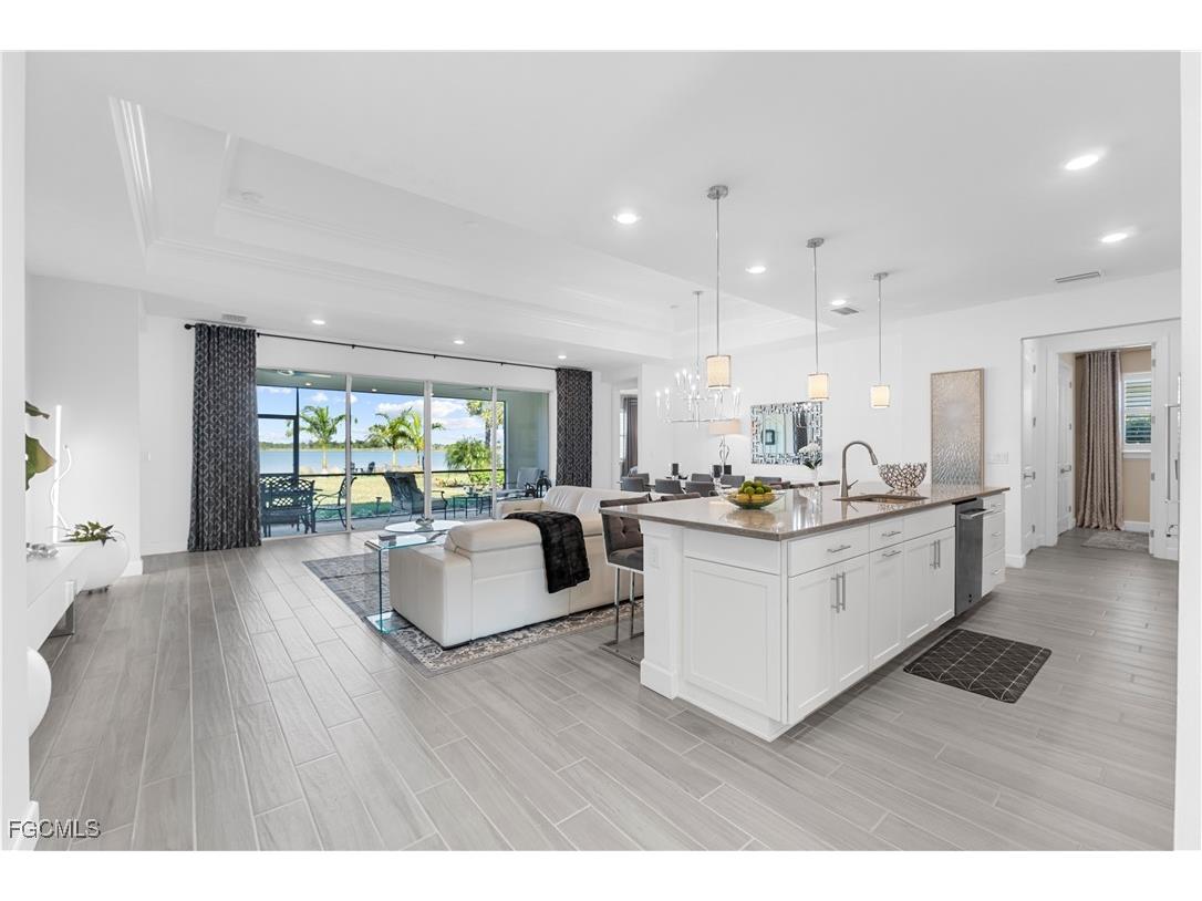 42363 Edgewater Drive Punta Gorda FL 33982 2025023691 image3