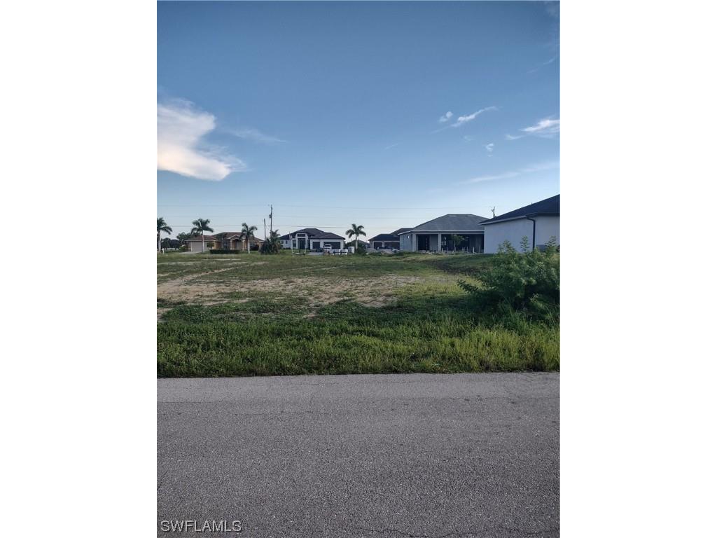 4237 NW 34th Lane Cape Coral FL 33993 223067262 image1