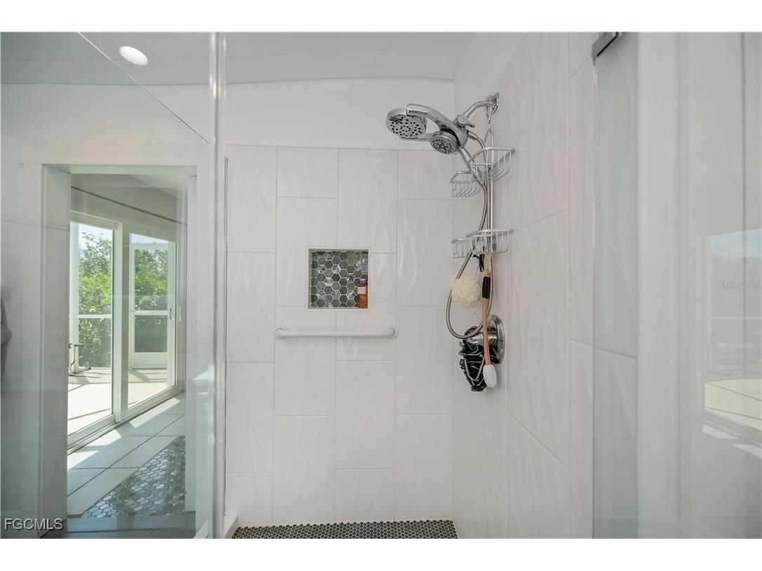 4238 Gardner Drive Port Charlotte FL 33952 2025007980 image11