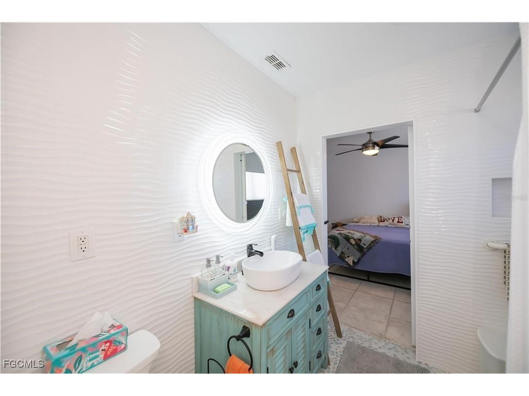 4238 Gardner Drive Port Charlotte FL 33952 2025007980 image15