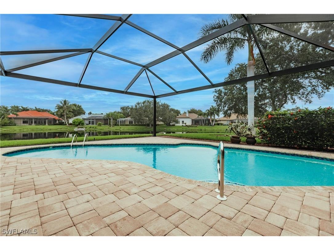 4238 Inca Dove Court Naples FL 34119 224056584 image1