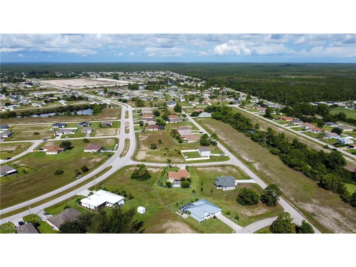 4239 E Gator Circle Cape Coral FL 33909 2026005098 image14