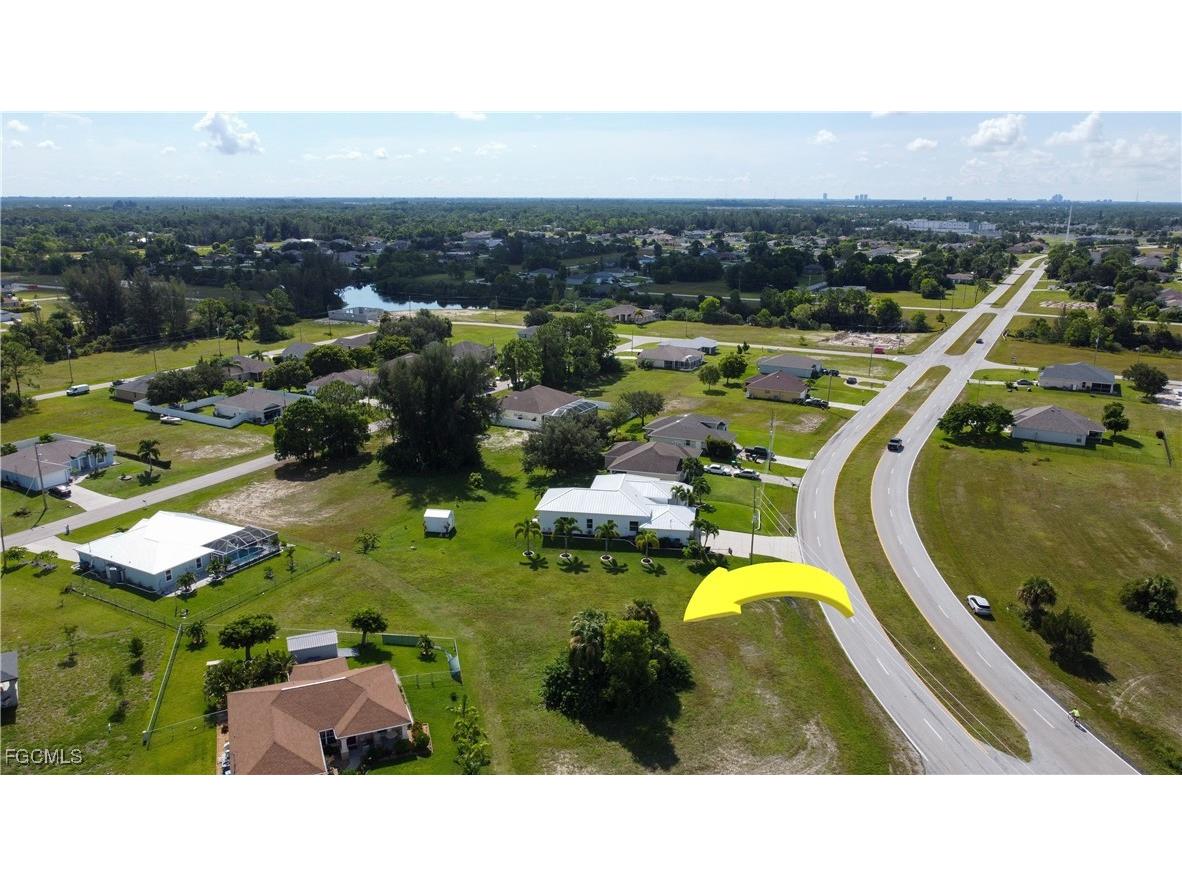 4239 E Gator Circle Cape Coral FL 33909 2026005098 image3