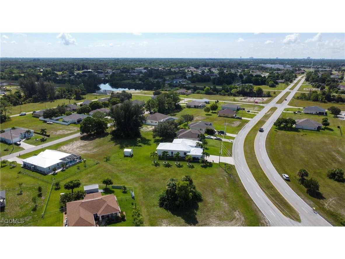 4239 E Gator Circle Cape Coral FL 33909 2026005098 image5