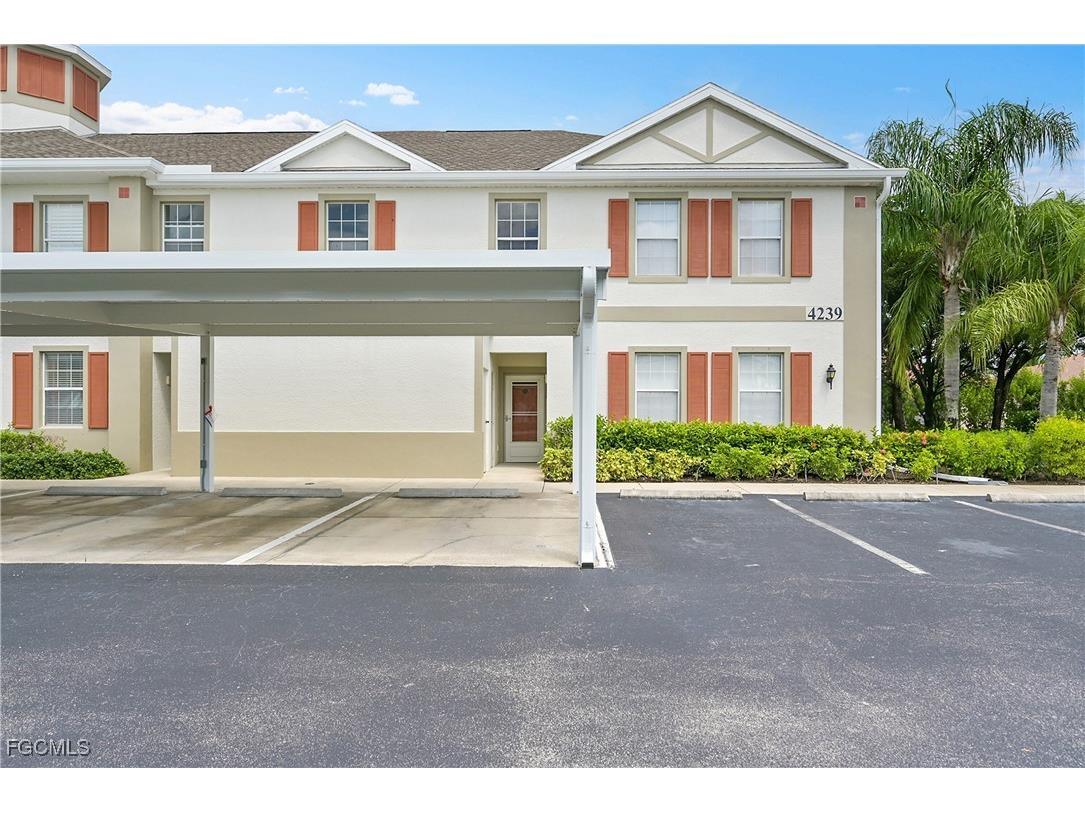 4239 Liron Avenue #104 Fort Myers FL 33916 2025016391 image1