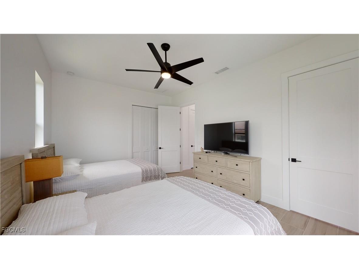 4239 NW 35th Street Cape Coral FL 33993 2025003242 image13