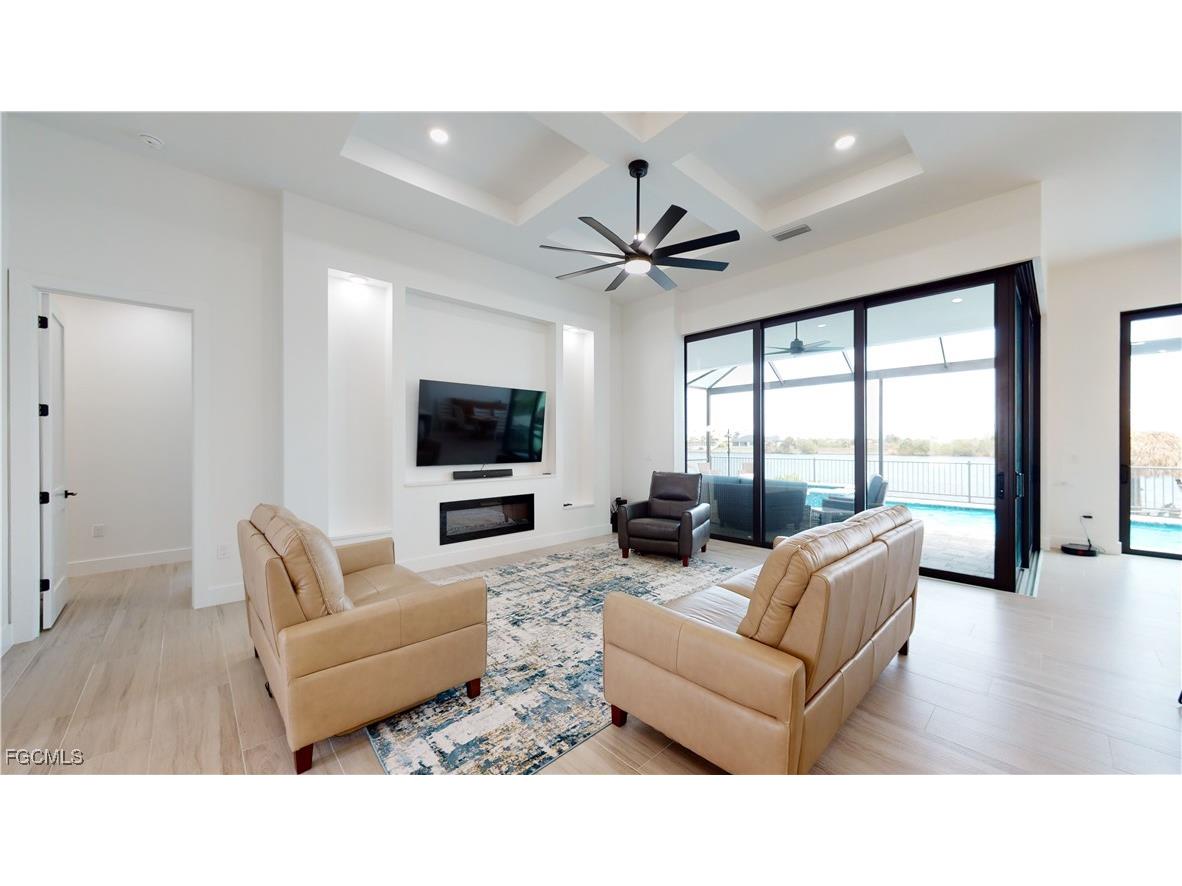 4239 NW 35th Street Cape Coral FL 33993 2025003242 image31