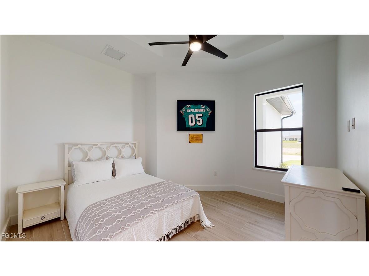 4239 NW 35th Street Cape Coral FL 33993 2025003242 image36