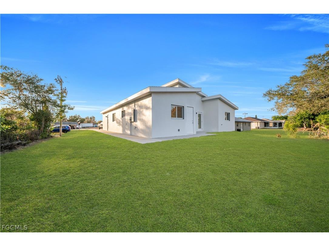 424 Alabama Road S Lehigh Acres FL 33936 2026008849 image27