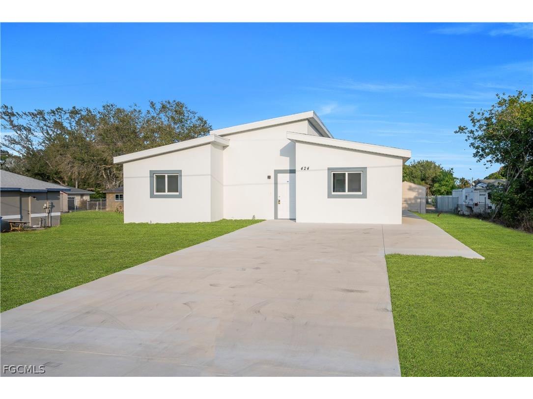 424 Alabama Road S Lehigh Acres FL 33936 2026008849 image3
